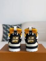 LOUIS VUITTON RUNNER TATIC SNEAKERS - Image 15