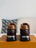 LOUIS VUITTON LEATHER LOW-TOP SHOES - Image 4