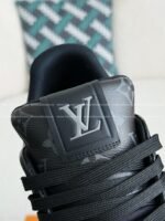 LOUIS VUITTON TRAINER SNEAKERS - Image 6