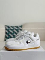Travis Scott x Nike Air Force 1 sneakers - Image 2