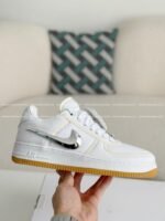 Travis Scott x Nike Air Force 1 sneakers - Image 9