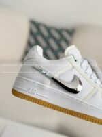 Travis Scott x Nike Air Force 1 sneakers - Image 8