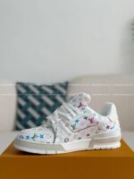 LOUIS VUITTON TRAINER SNEAKERS - Image 14