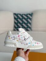 LOUIS VUITTON TRAINER SNEAKERS - Image 12