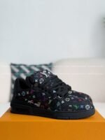 LOUIS VUITTON SNEAKER