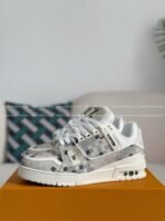 LOUIS VUITTON TRAINER SNEAKERS - Image 2