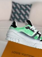 LOUIS VUITTON TRAINER SNEAKERS - Image 8