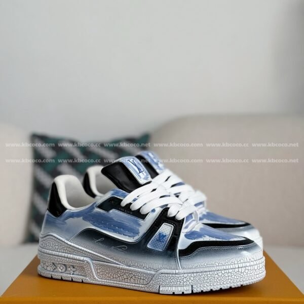 LOUIS VUITTON TRAINER SNEAKERS