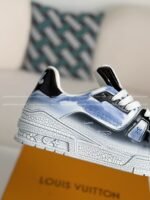 LOUIS VUITTON TRAINER SNEAKERS - Image 10
