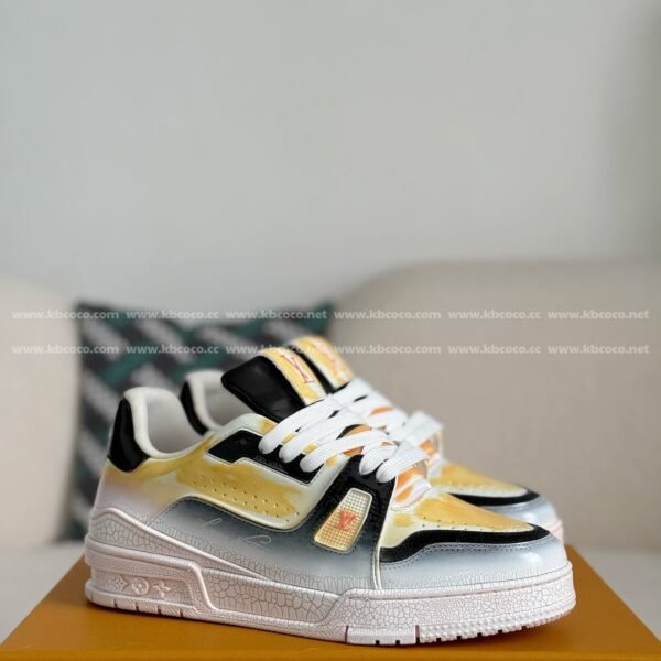 LOUIS VUITTON TRAINER SNEAKERS