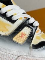 LOUIS VUITTON TRAINER SNEAKERS - Image 4
