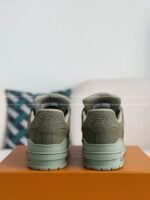 LOUIS VUITTON TRAINER SNEAKERS - Image 3