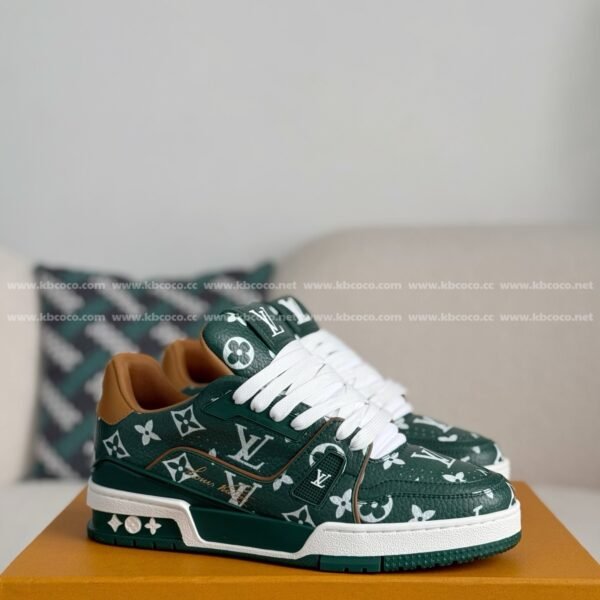 LOUIS VUITTON TRAINER SNEAKERS