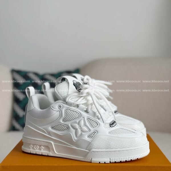 LOUIS VUITTON RUNNER TATIC SNEAKERS