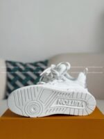 LOUIS VUITTON RUNNER TATIC SNEAKERS - Image 11