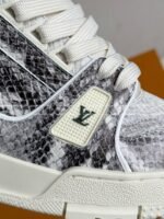 LOUIS VUITTON TRAINER SNEAKERS - Image 5