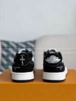 LOUIS VUITTON x Jordan Air Jordan Casual Sneakers - Image 3