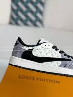 LOUIS VUITTON x Jordan Air Jordan Casual Sneakers - Image 8