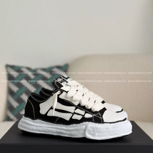 Maison Mihara Yasuhiro x AMIRl Skel- Top Low canvas shoes