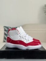 Jordan Air Jordan 11 Retro Concord