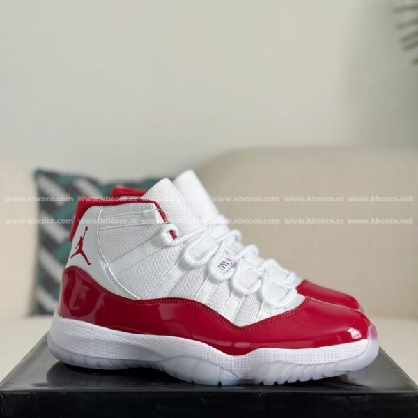 Jordan Air Jordan 11 Retro Concord