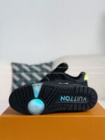 LOUIS VUITTON LED TRAINER SNEAKERS - Image 12