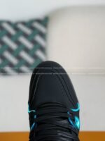 LOUIS VUITTON LED TRAINER SNEAKERS - Image 8