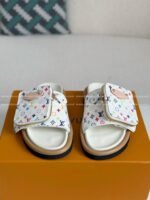 LOUIS VUITTON x MURAKAMI Leather Flip Flops - Image 3