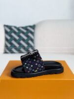 LOUIS VUITTON x MURAKAMI Leather Flip Flops - Image 3