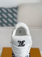 LOUIS VUITTON TRAINER SNEAKERS - Image 8