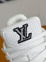 LOUIS VUITTON TRAINER SNEAKERS - Image 7