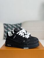 LOUIS VUITTON TRAINER SNEAKERS