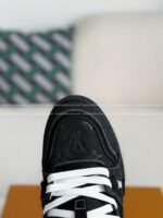 LOUIS VUITTON TRAINER SNEAKERS - Image 7