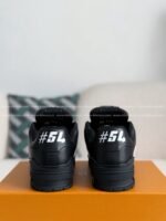 LOUIS VUITTON TRAINER SNEAKERS - Image 3