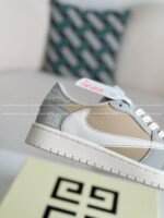 Givenchy x Nike Dunk Casual Sneaker - Image 7