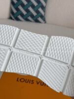 LOUIS VUITTON 2025 Autumn And WinterSeries Classic Leather Casual Shoes - Image 4