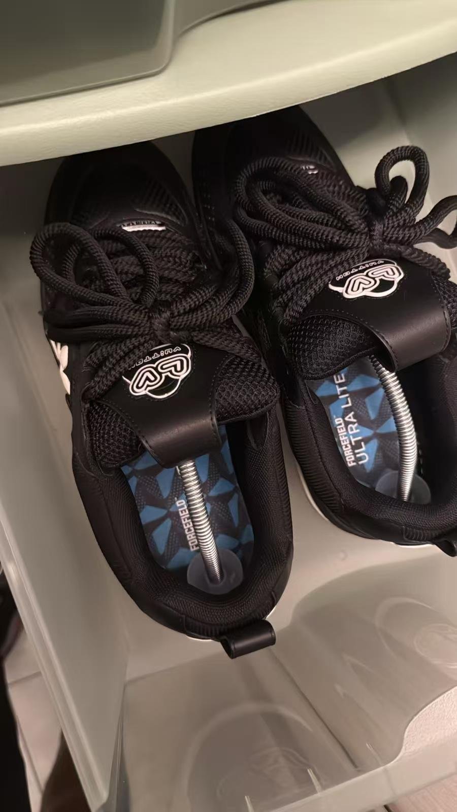 LOUIS VUITTON RUNNER TATIC SNEAKERS photo review