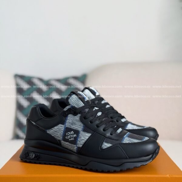 LOUIS VUITTON RUN AWAY CASUAL SHOES
