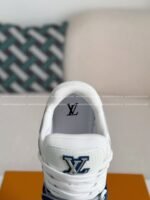 LOUIS VUITTON TRAINER SNEAKERS - Image 9