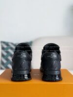 LOUIS VUITTON RUN AWAY CASUAL SHOES - Image 3