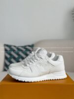LOUIS VUITTON RUN AWAY CASUAL SHOES - Image 2