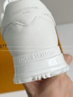 LOUIS VUITTON RUN AWAY CASUAL SHOES - Image 4