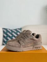 LOUIS VUITTON TRAINER SNEAKERS - Image 2