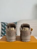 LOUIS VUITTON TRAINER SNEAKERS - Image 3