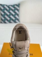 LOUIS VUITTON TRAINER SNEAKERS - Image 9