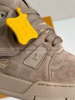 LOUIS VUITTON TRAINER SNEAKERS - Image 7