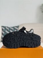 LOUIS VUITTON CASUAL SPORTS SHOES - Image 9