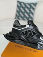 LOUIS VUITTON CASUAL SPORTS SHOES - Image 7