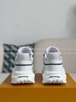 LOUIS VUITTON CASUAL SPORTS SHOES - Image 3