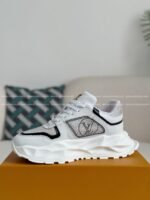 LOUIS VUITTON CASUAL SPORTS SHOES - Image 2